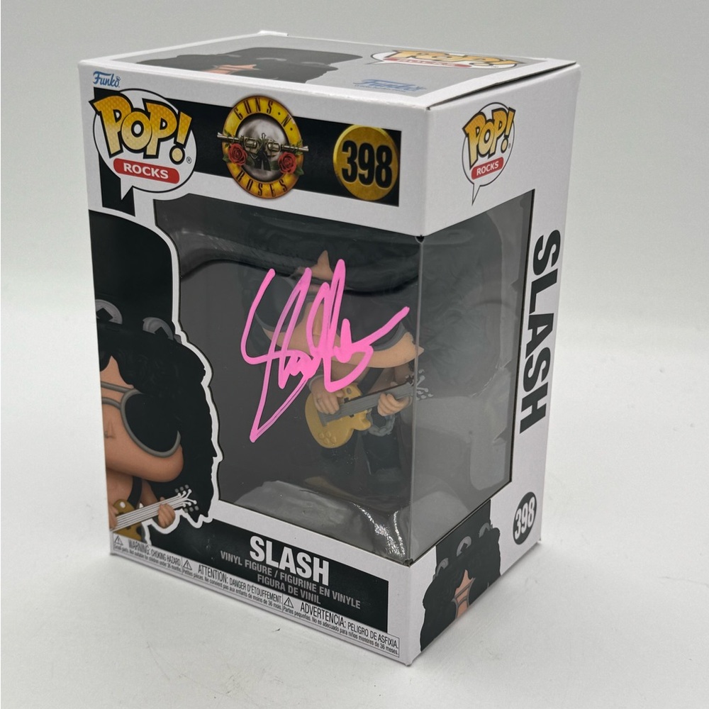 FUNKO POP SLASH GUNS N ROSES #398 Signed   Autographed Mint Condition W/ Case